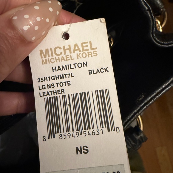 Black Leather MK Hamilton Bag - Picture 10 of 10